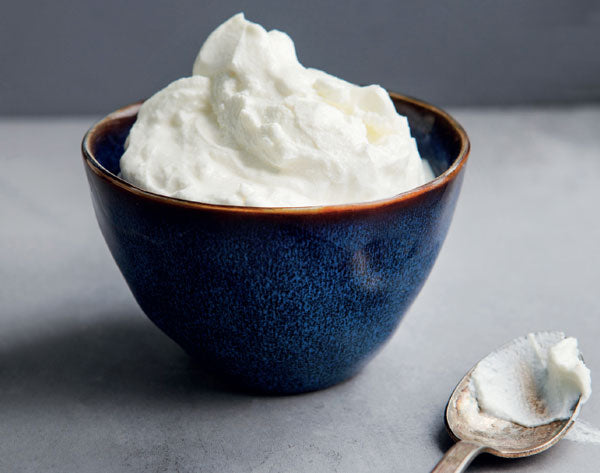 Plain Yogurt With Honey and Olive Oil